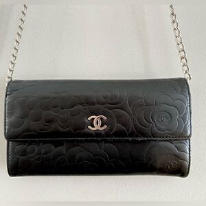 🖤CHANEL Camellia Embossed Leather Wallet On Chain WOC Black Silver Hardware🖤